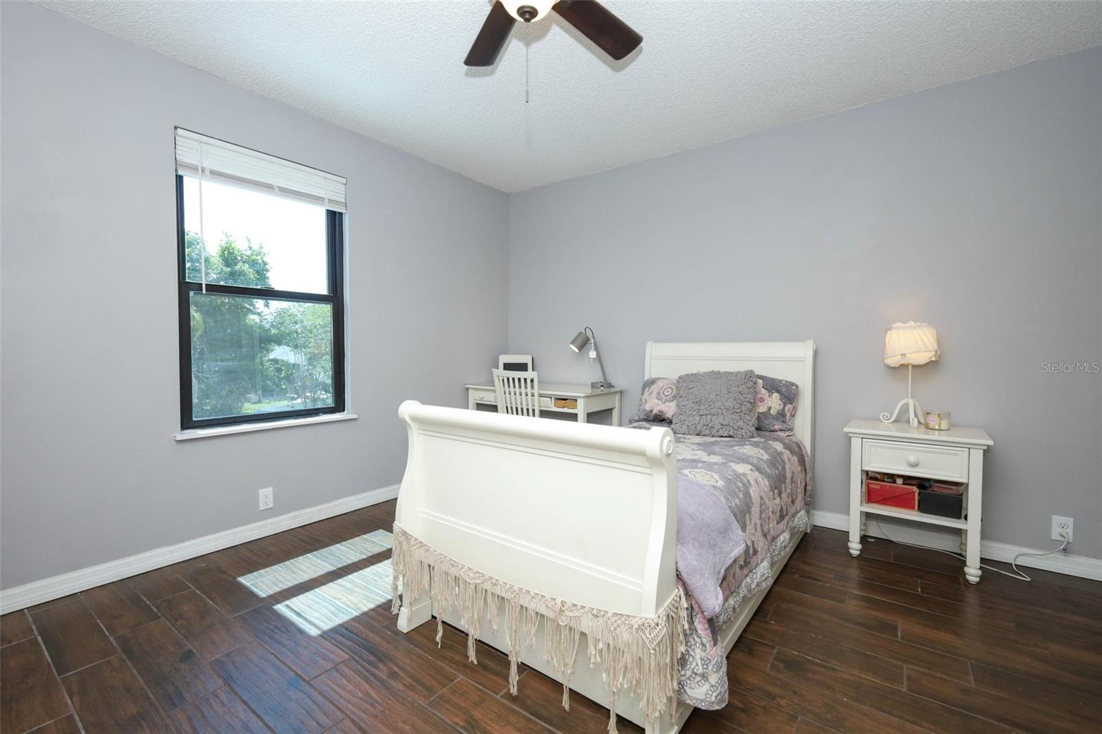 RIVERSIDE AT TWIN RIVERS UN 2 - Residential