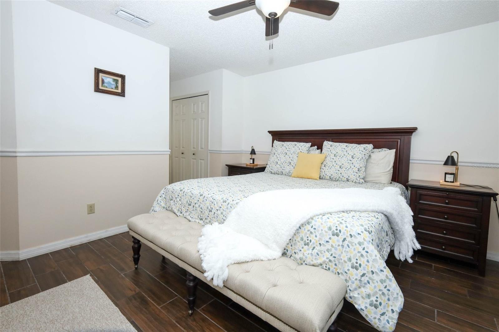 RIVERSIDE AT TWIN RIVERS UN 2 - Residential