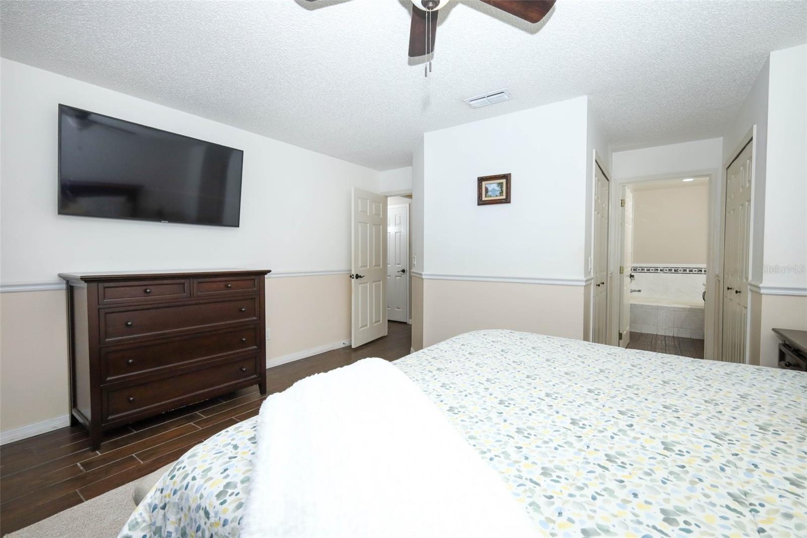 RIVERSIDE AT TWIN RIVERS UN 2 - Residential