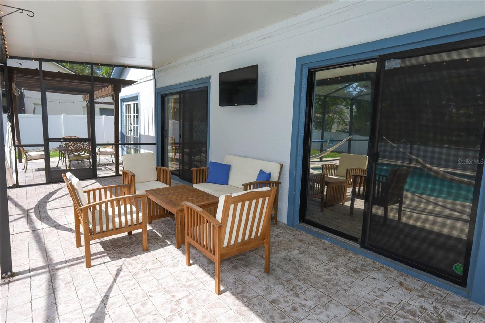 RIVERSIDE AT TWIN RIVERS UN 2 - Residential