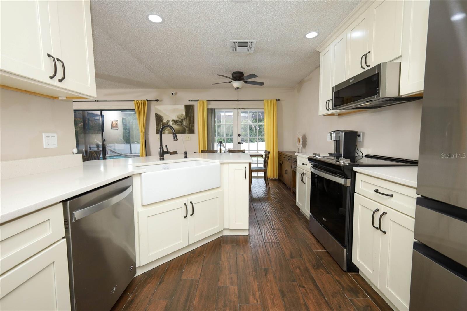RIVERSIDE AT TWIN RIVERS UN 2 - Residential