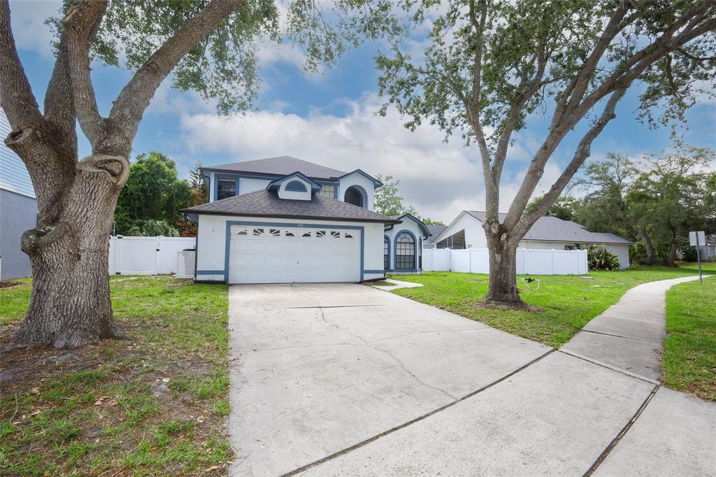 Photo of 1152 Twin Rivers Boulevard, Oviedo, FL 32766 (MLS # O6411246)