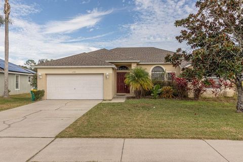 174 CRYSTAL OAK DRIVE DELAND FL 32720