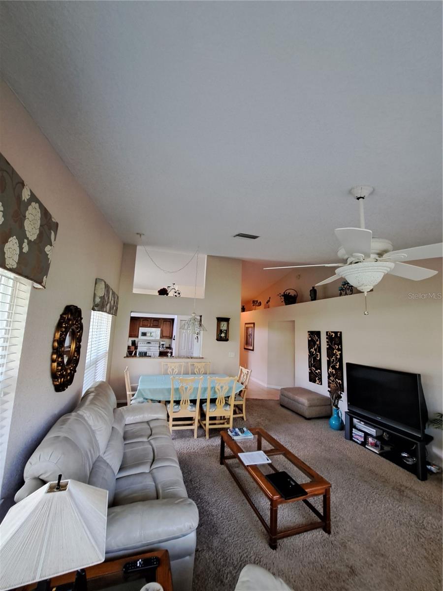 LAKE BERNADETTE / WIMBLEDON GREEN - Residential