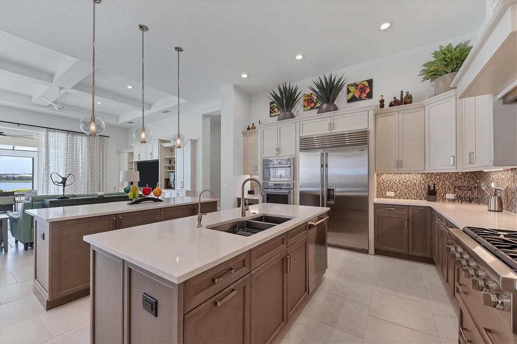 LAKE VIEW ESTATES AT THE LAKE CLUB - Residential