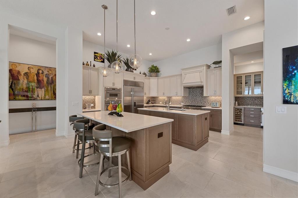 LAKE VIEW ESTATES AT THE LAKE CLUB - Residential