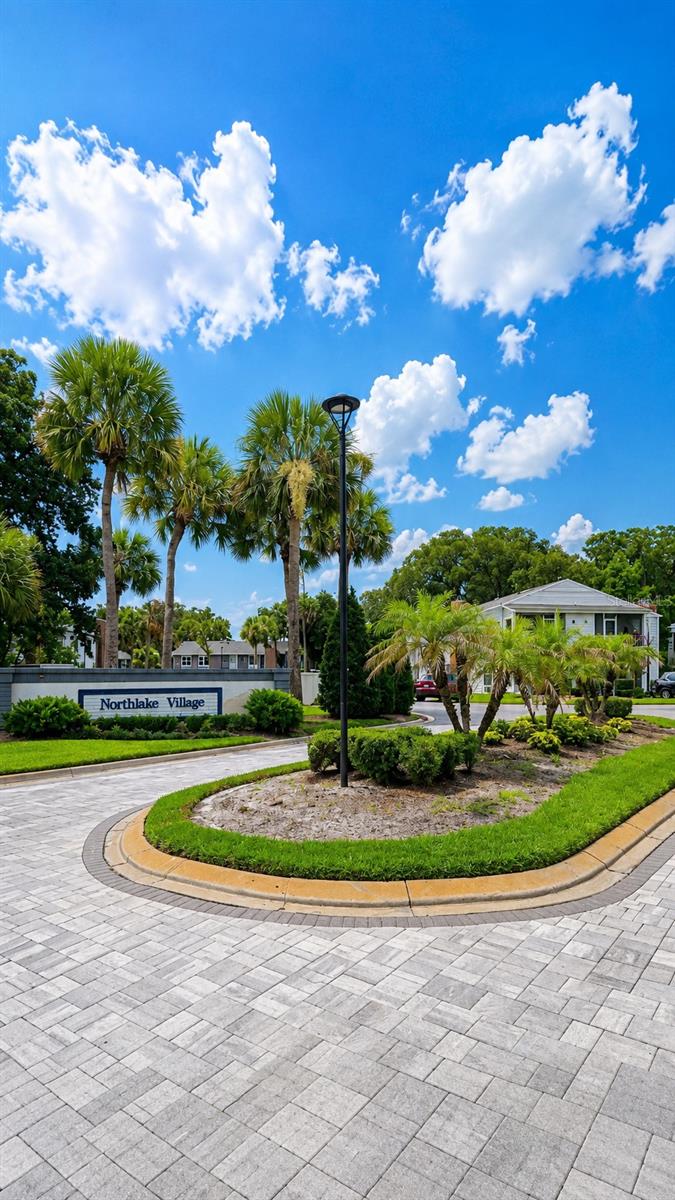 703 NORTHLAKE DRIVE 703