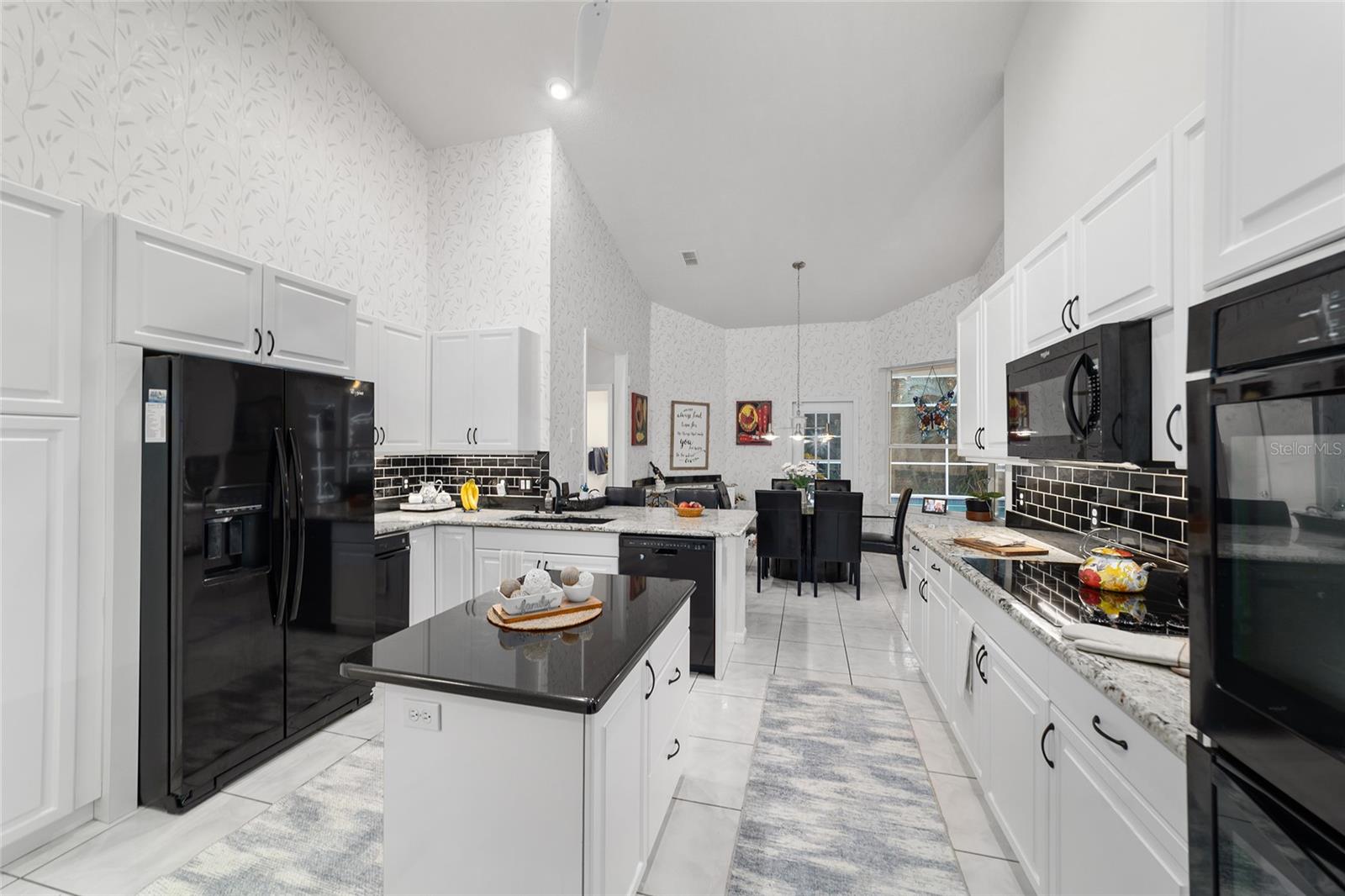 RAINBOW SPGS 05 REP - Residential