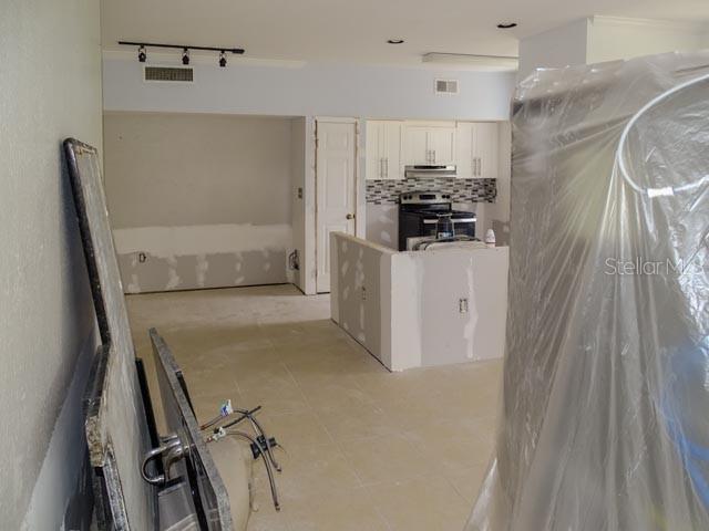 LAKE CHASE CONDO - Residential