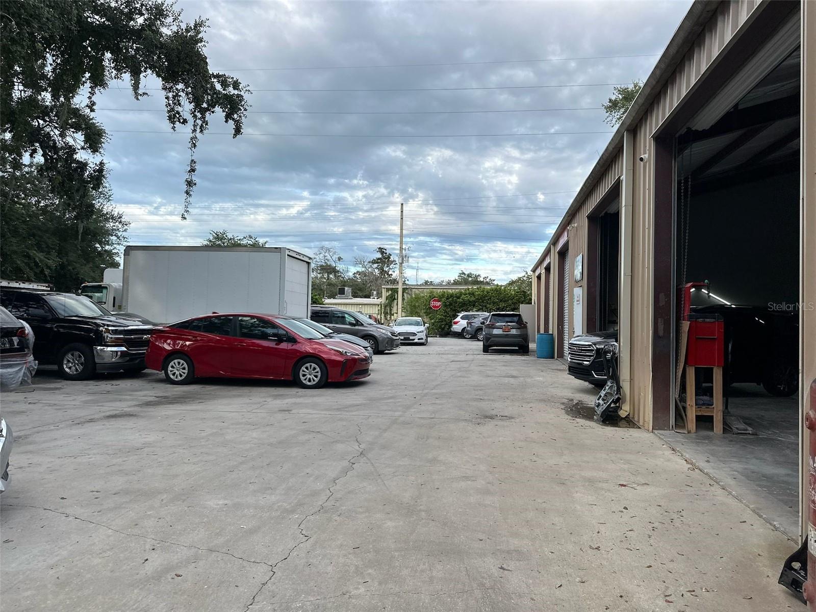 226 N MISSION ROAD