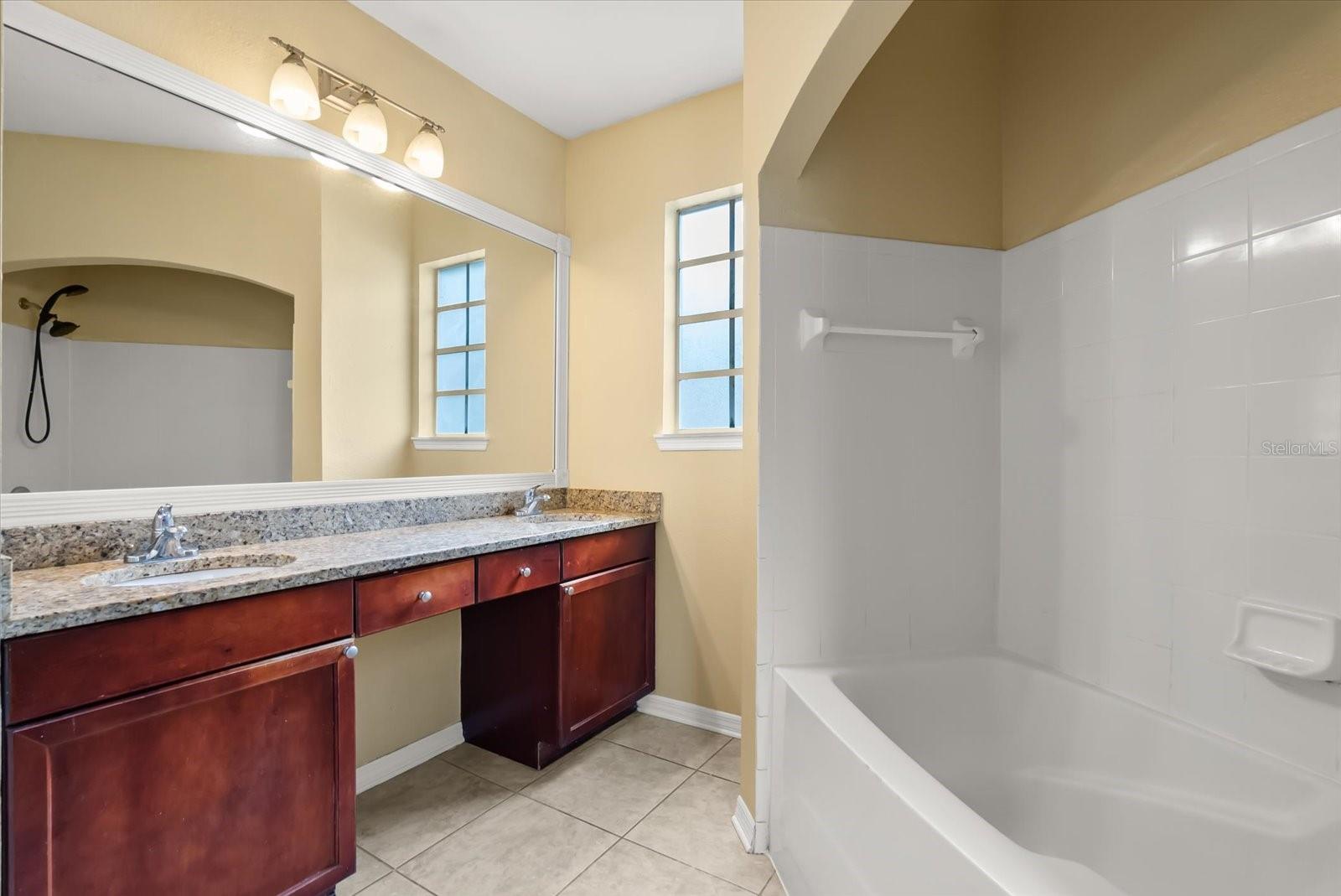 NOTTING HILL A CONDO - Residential Lease