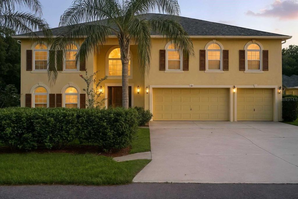 Photo of 33 Buffalo Grove Drive, Palm Coast, FL 32137 (MLS # FC312354)