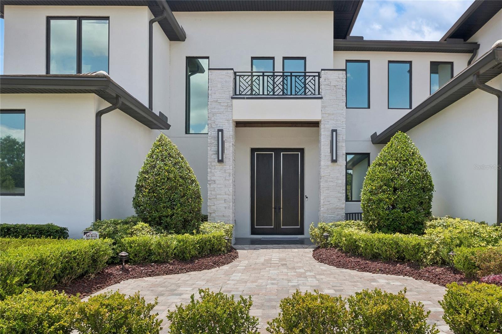 LAKE OLIVIA RESERVE - Residential