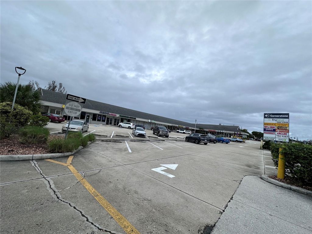 Photo of 1720 S Mccall Road #L, Englewood, FL 34223 (MLS # C7509715)