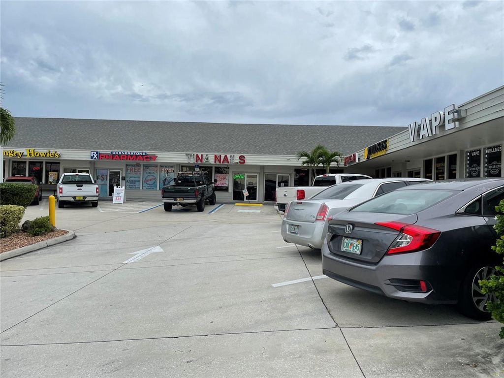 Photo of 1720 S Mccall Road #L, Englewood, FL 34223 (MLS # C7509715)