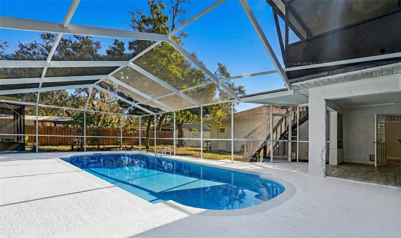 CALM HARBOUR - Residential