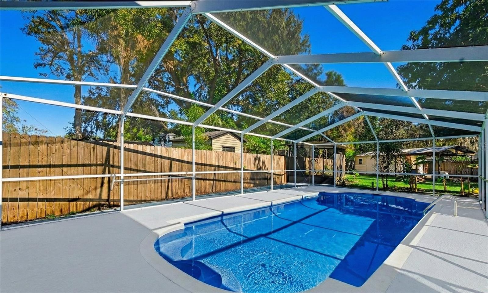 CALM HARBOUR - Residential