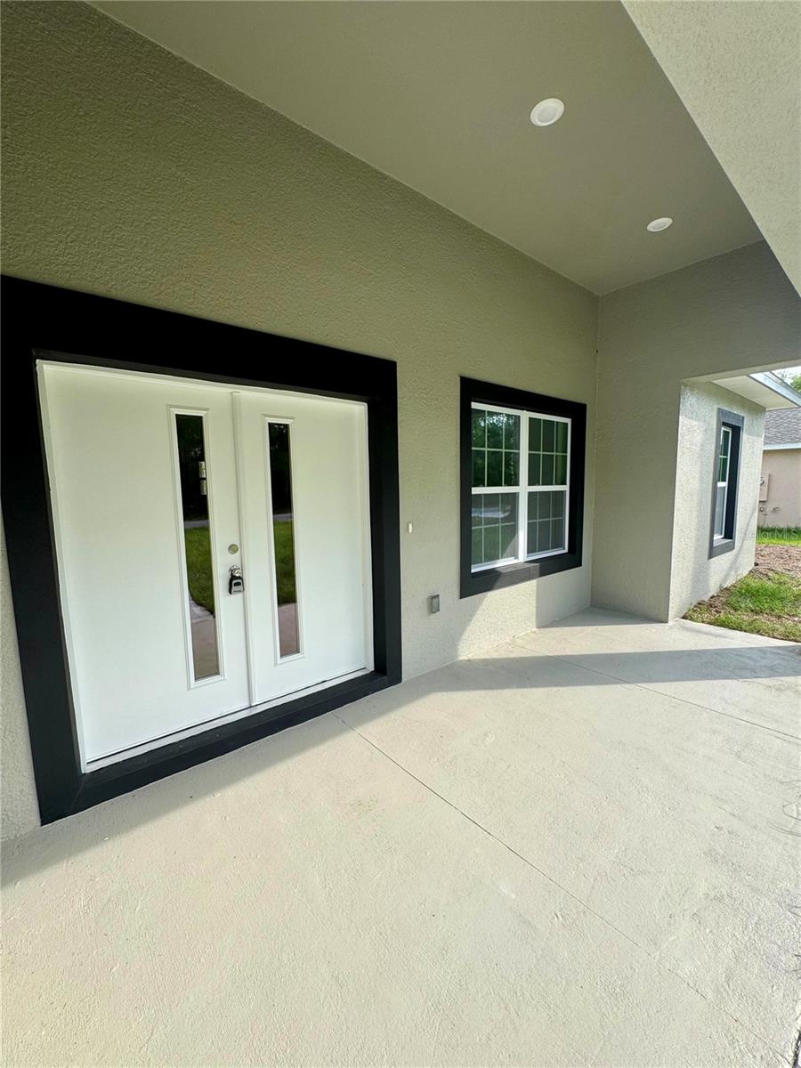 152 W DIEGO PLACE