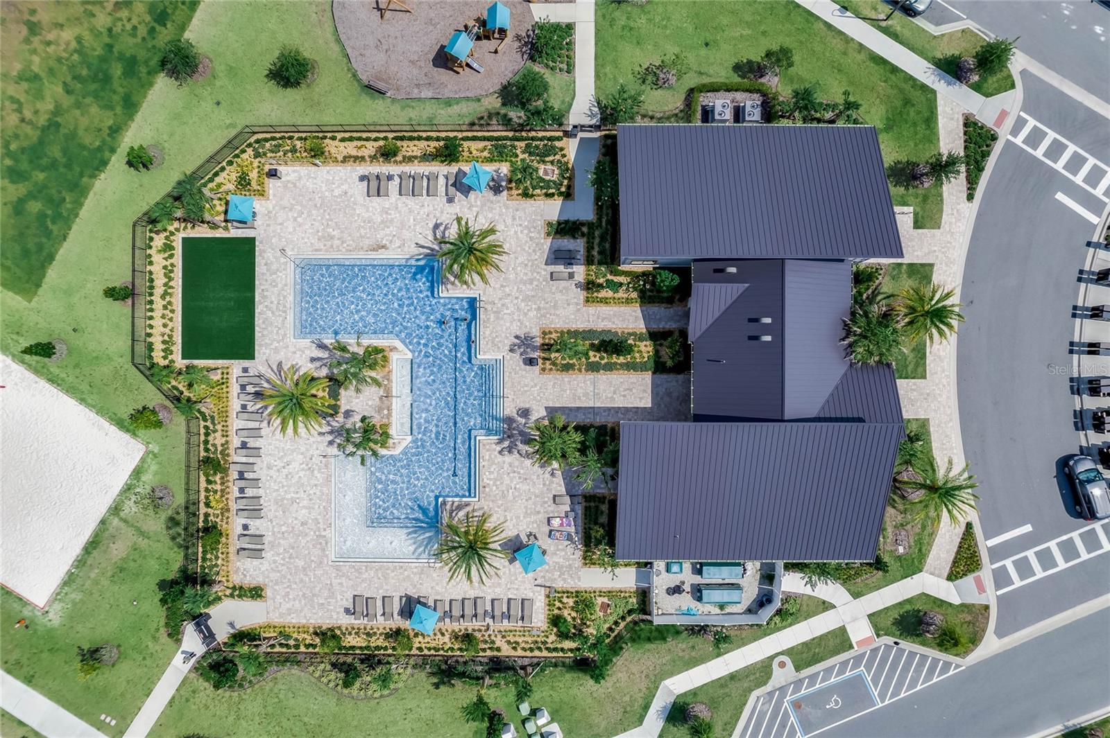 STOREY PK-PCL L - Residential