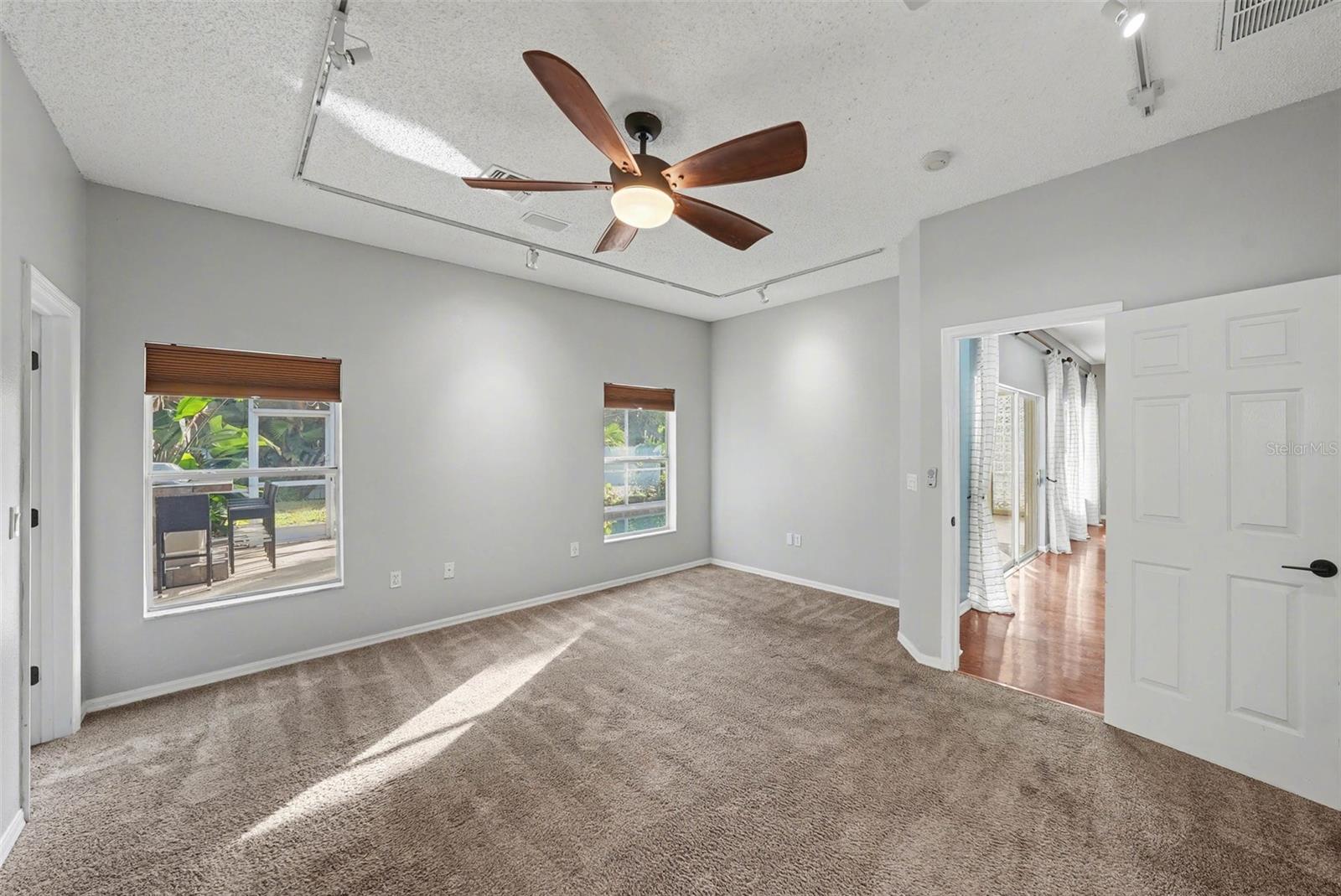 KEY VISTA PH 04 - Residential