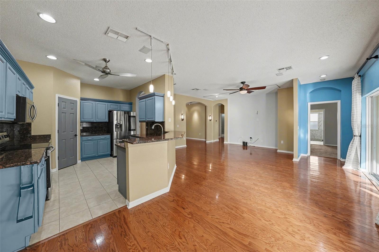 KEY VISTA PH 04 - Residential