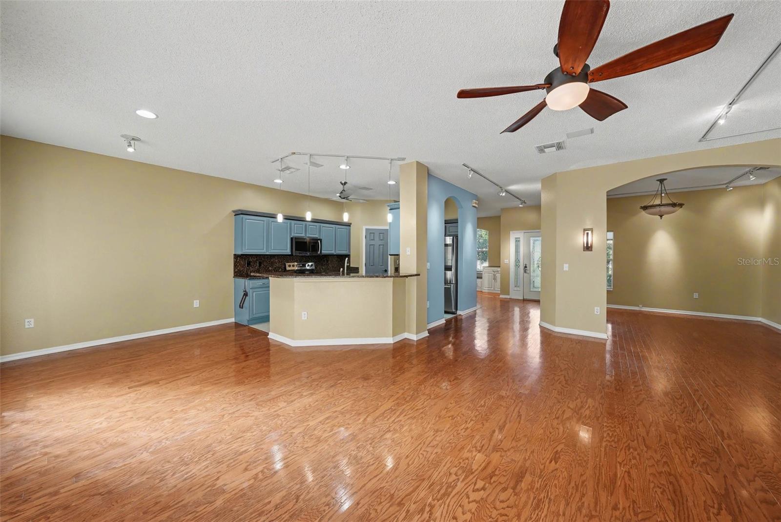 KEY VISTA PH 04 - Residential