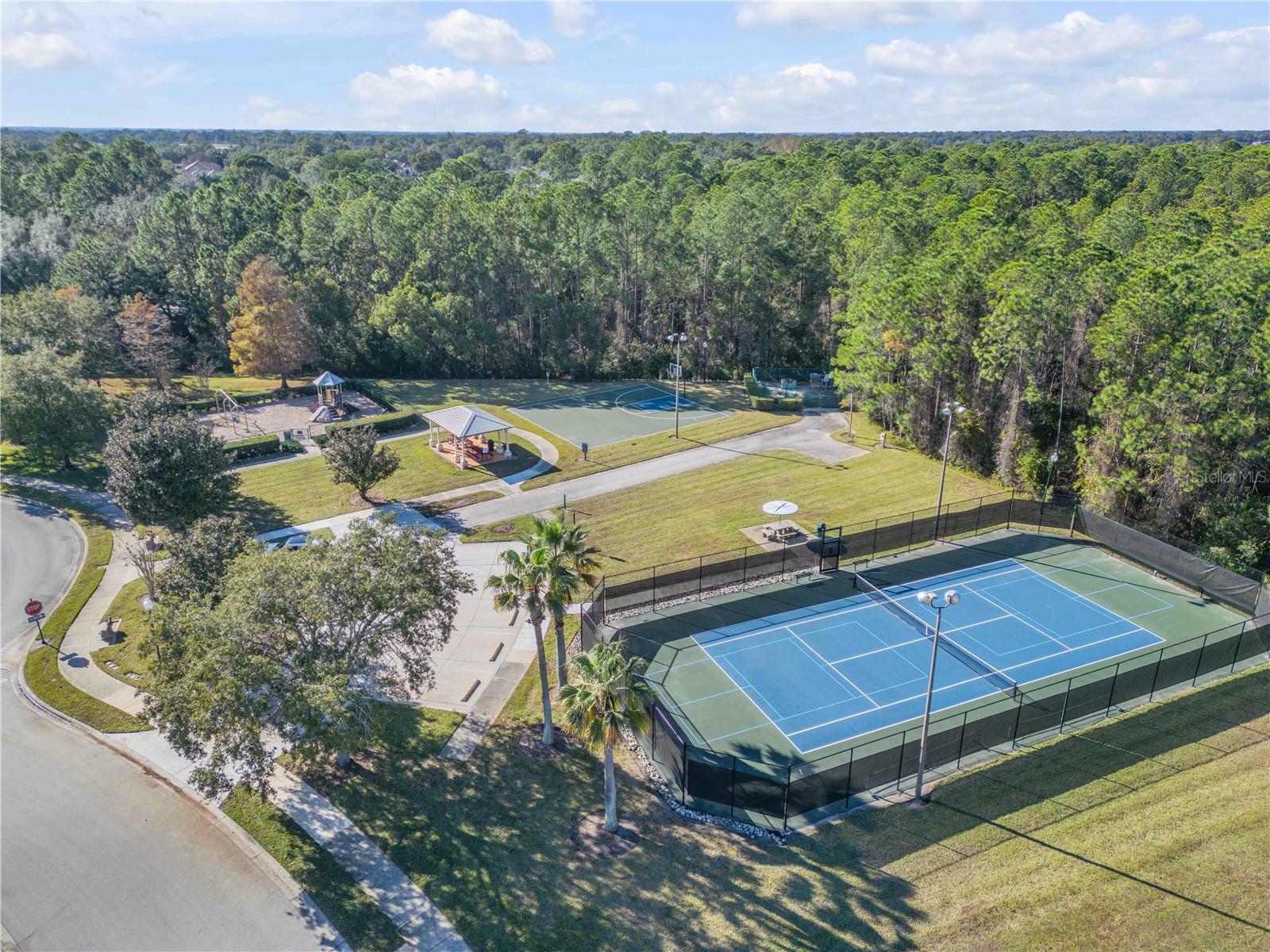 MOUNT DORA LOCH LEVEN PH 05 - Residential