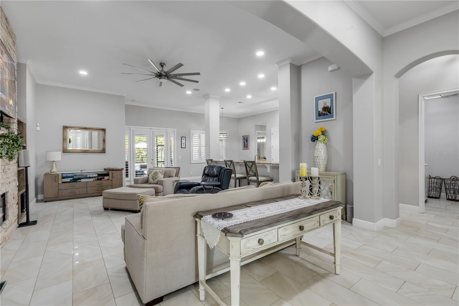 MOUNT DORA LOCH LEVEN PH 05 - Residential