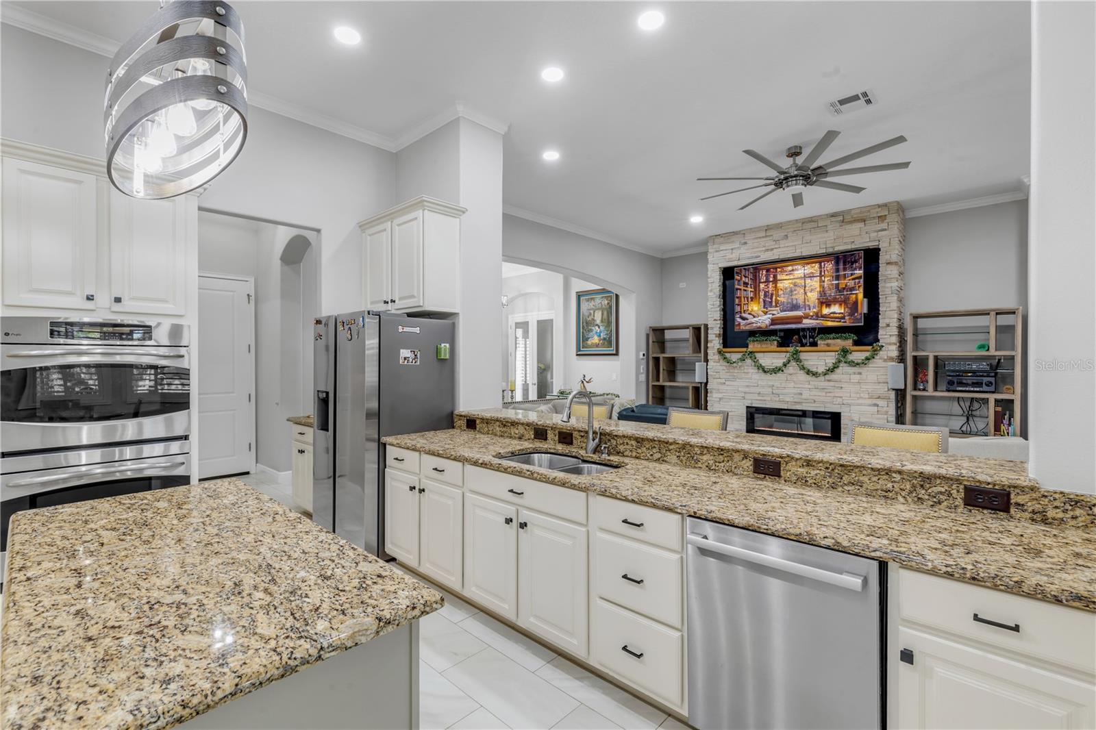 MOUNT DORA LOCH LEVEN PH 05 - Residential