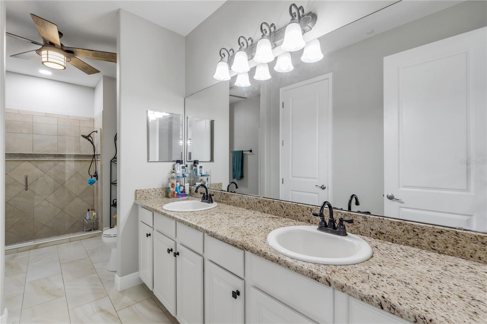 MOUNT DORA LOCH LEVEN PH 05 - Residential