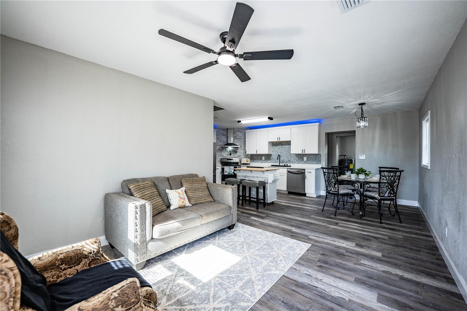 FLAMINGO HEIGHTS SUB - Residential