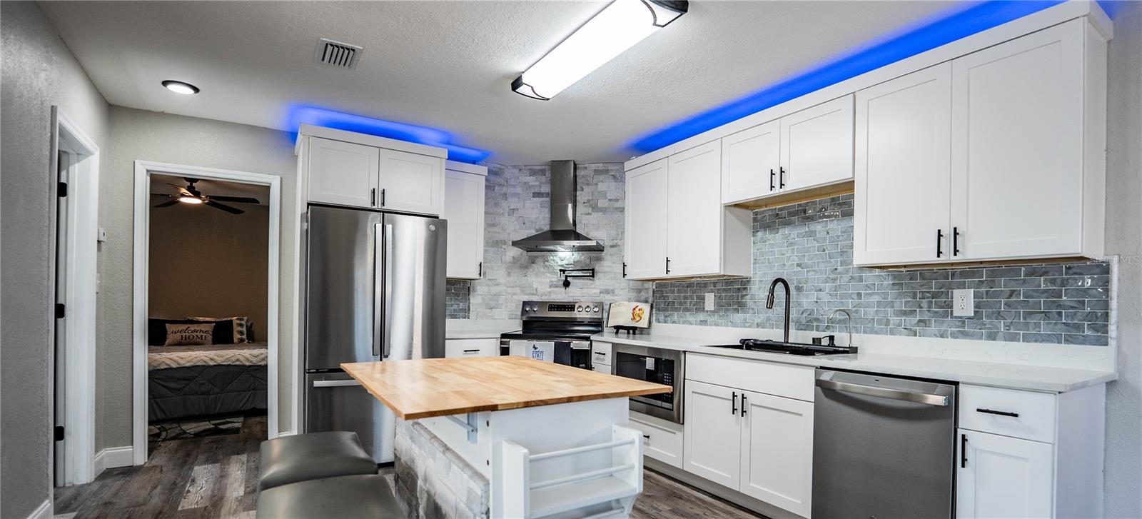 FLAMINGO HEIGHTS SUB - Residential