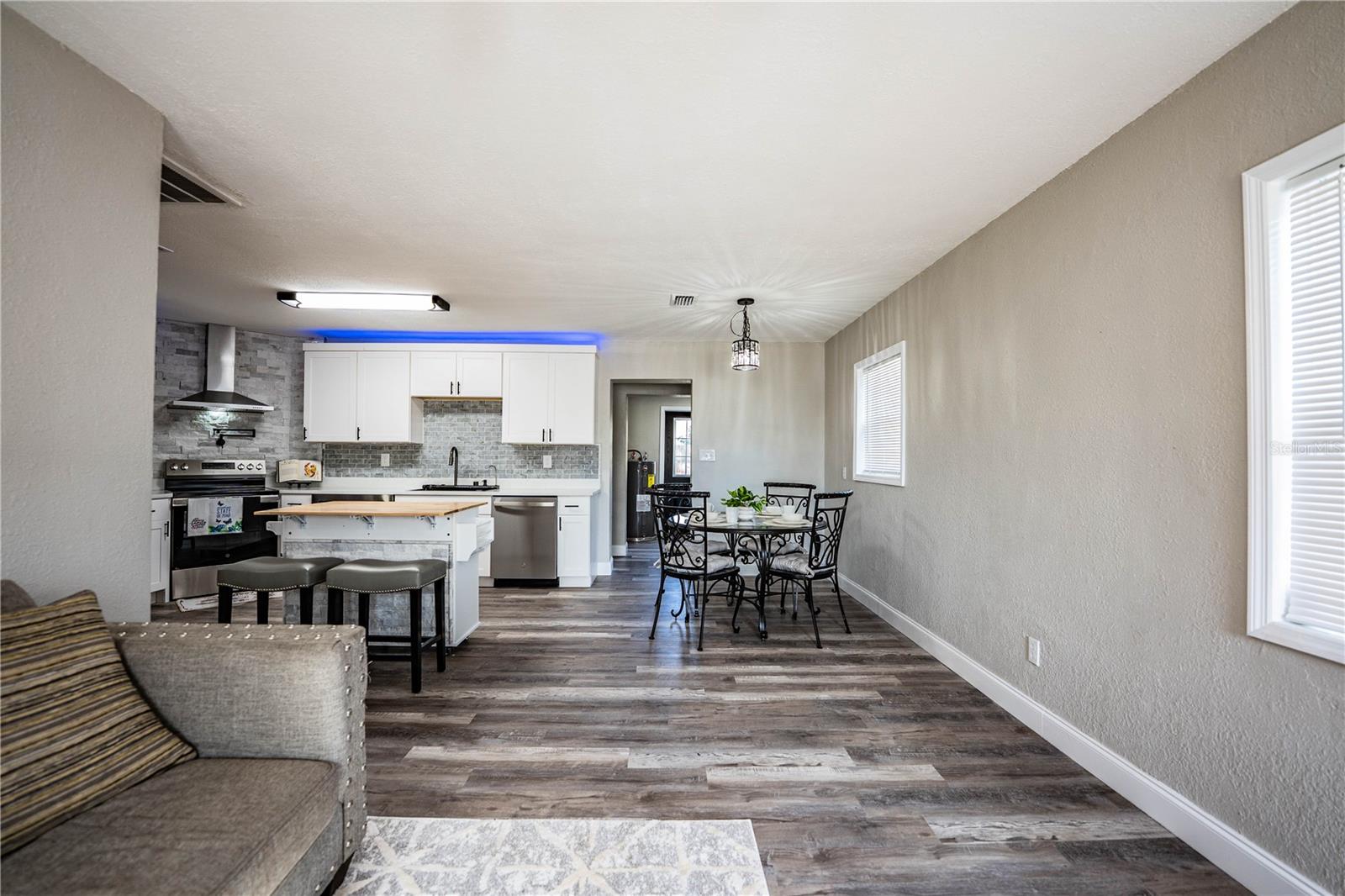 FLAMINGO HEIGHTS SUB - Residential