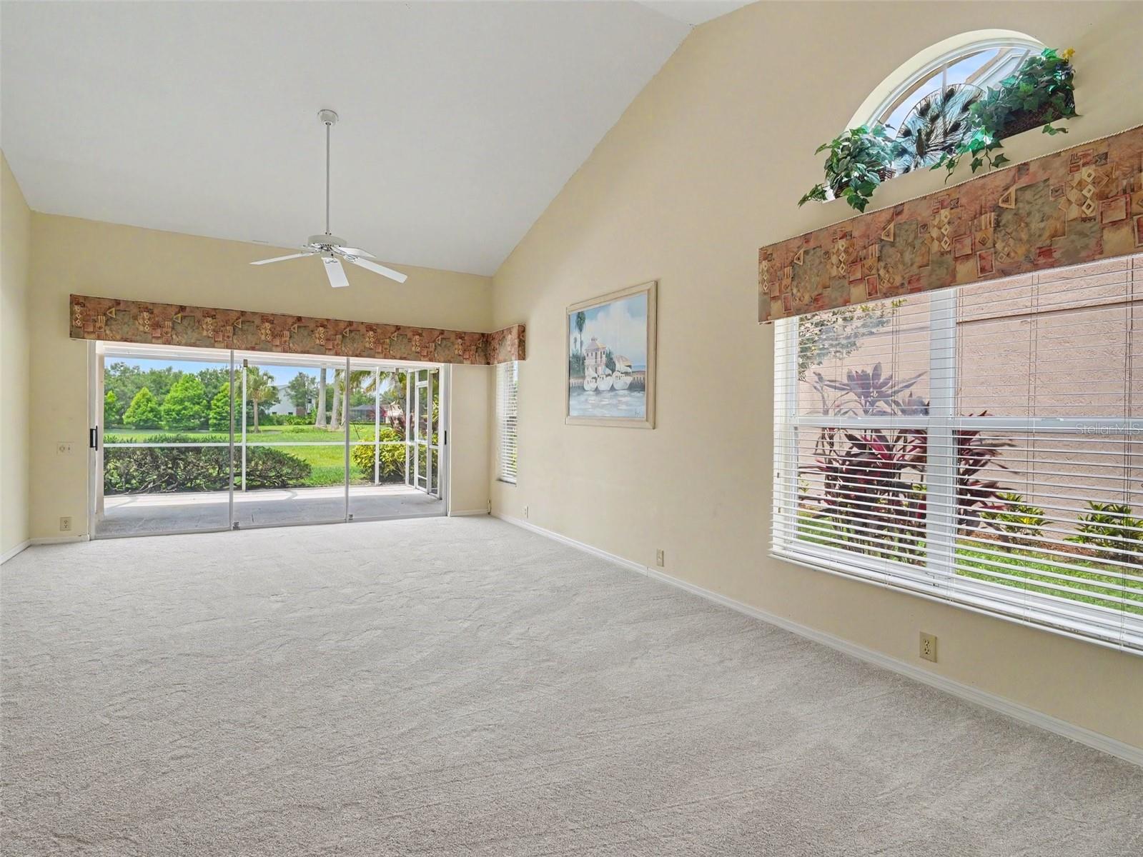 6643 OAKBROOKE CIRCLE