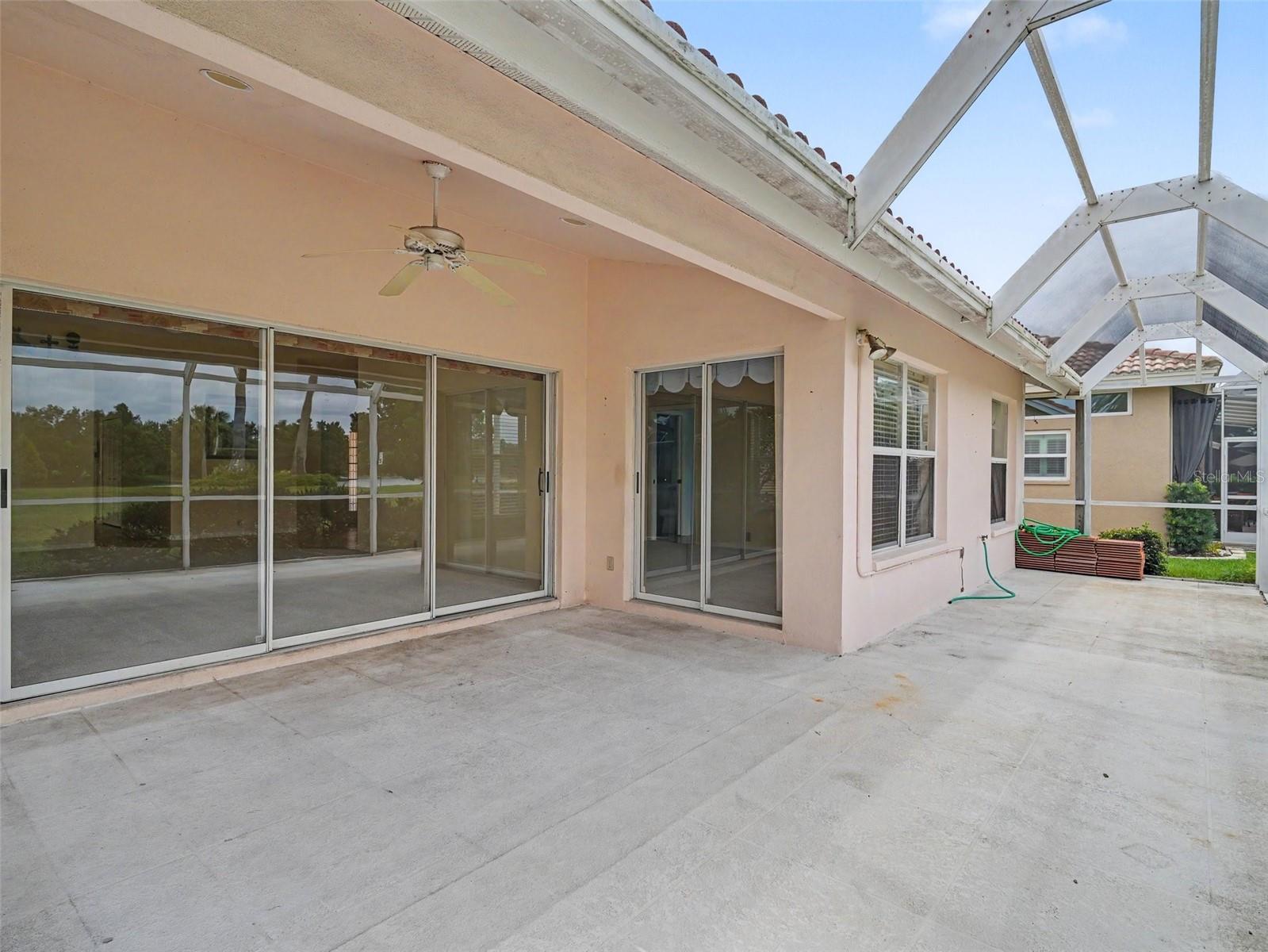 6643 OAKBROOKE CIRCLE