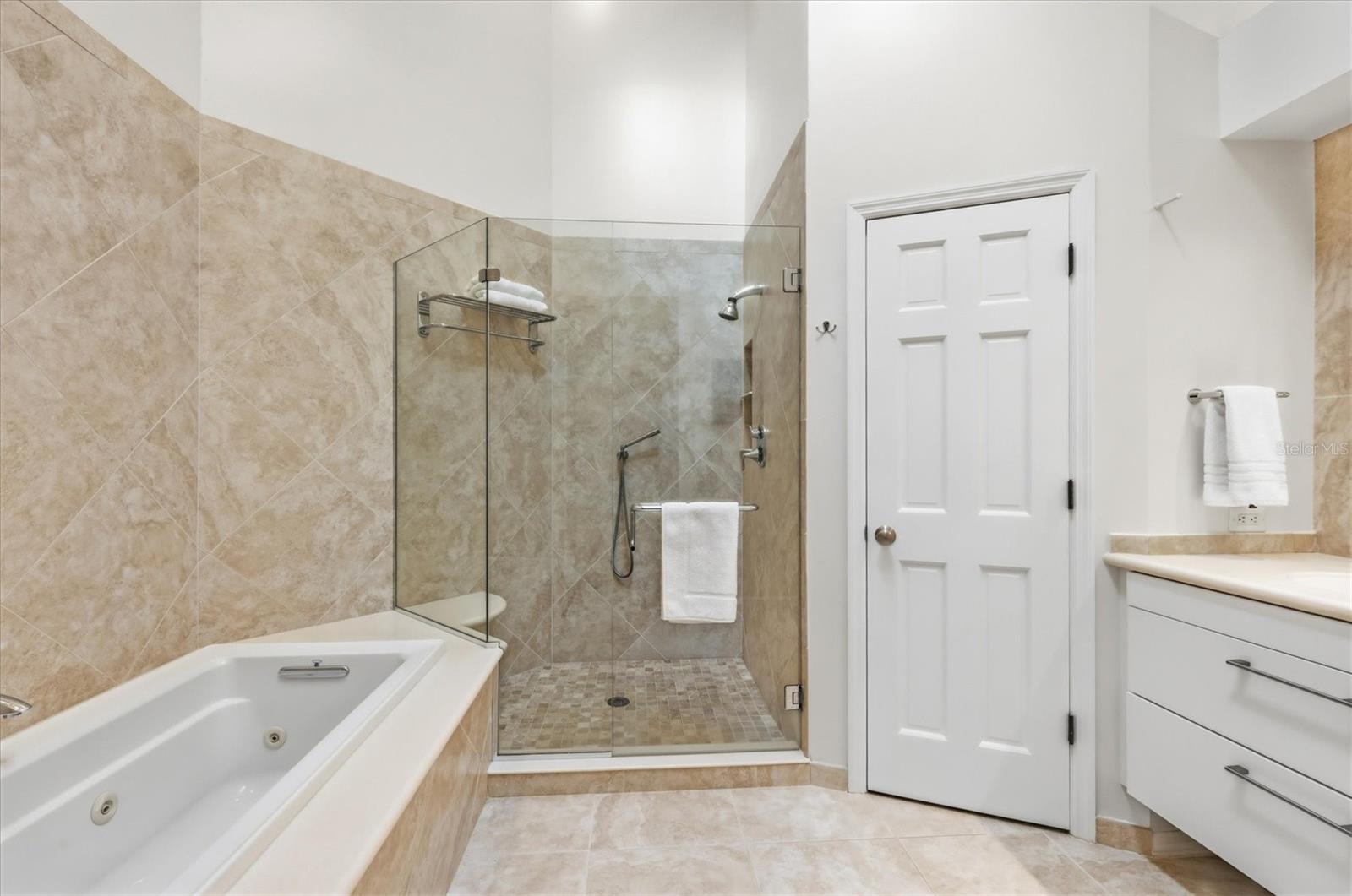 PRESTANCIA - Residential