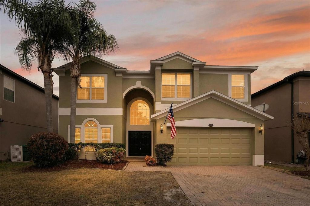 Photo of 12731 Grovehurst Avenue, Winter Garden, FL 34787 (MLS # O6379203)