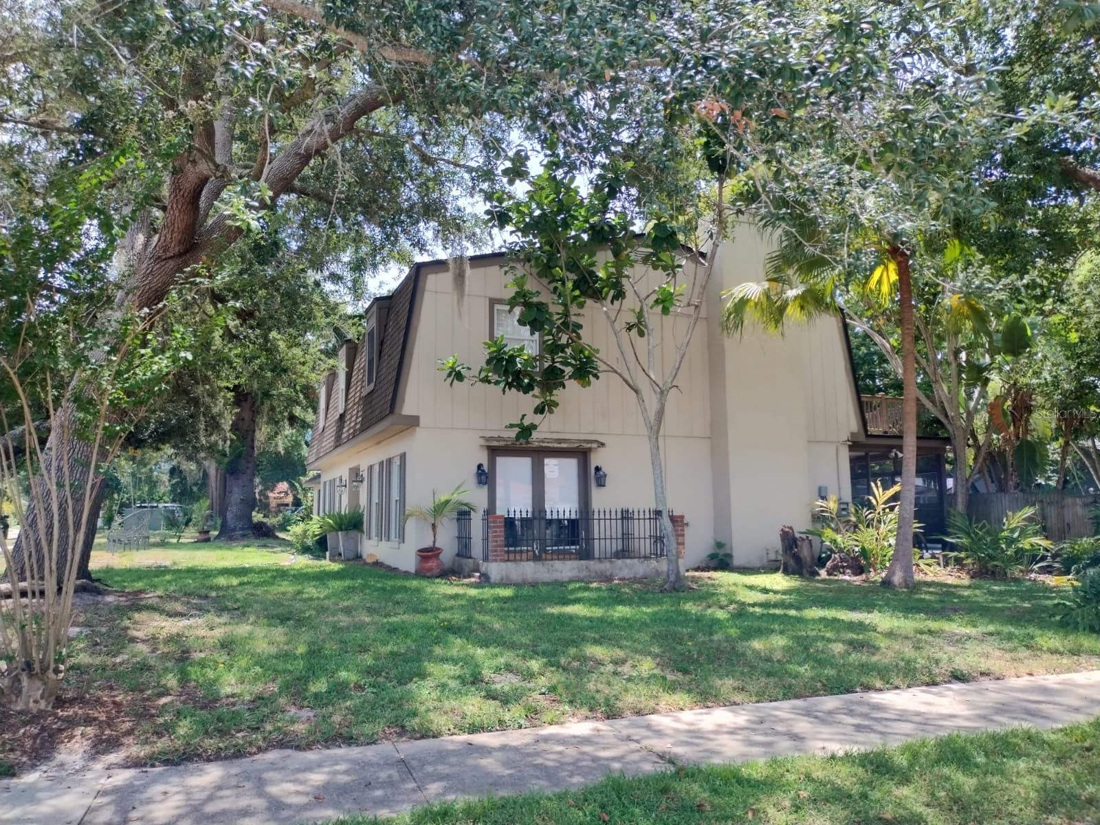 9182 BAY HILL BOULEVARD