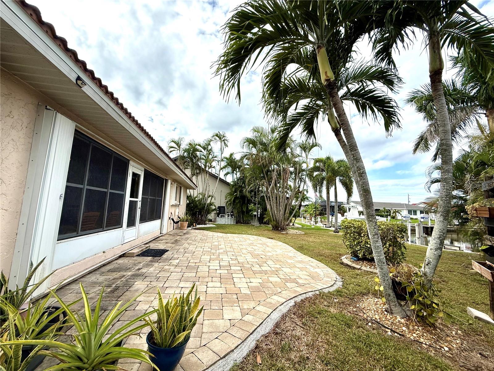 PUNTA GORDA ISLES SEC 07 - Residential
