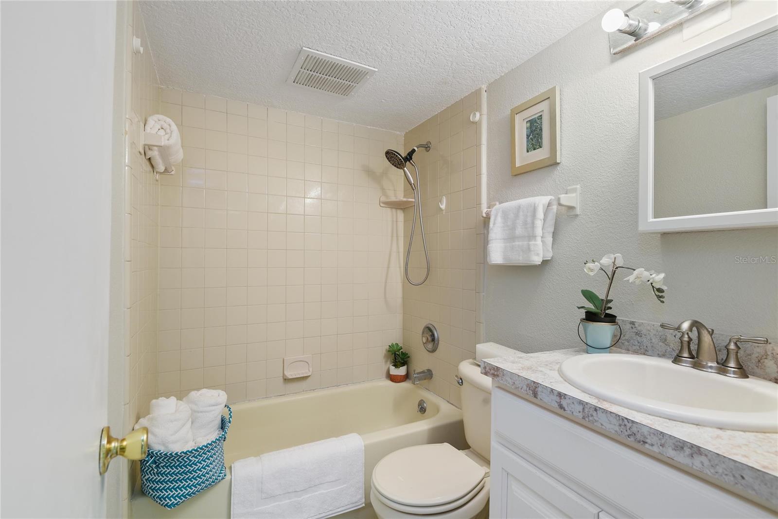 SANDY COVE CONDO - Residential