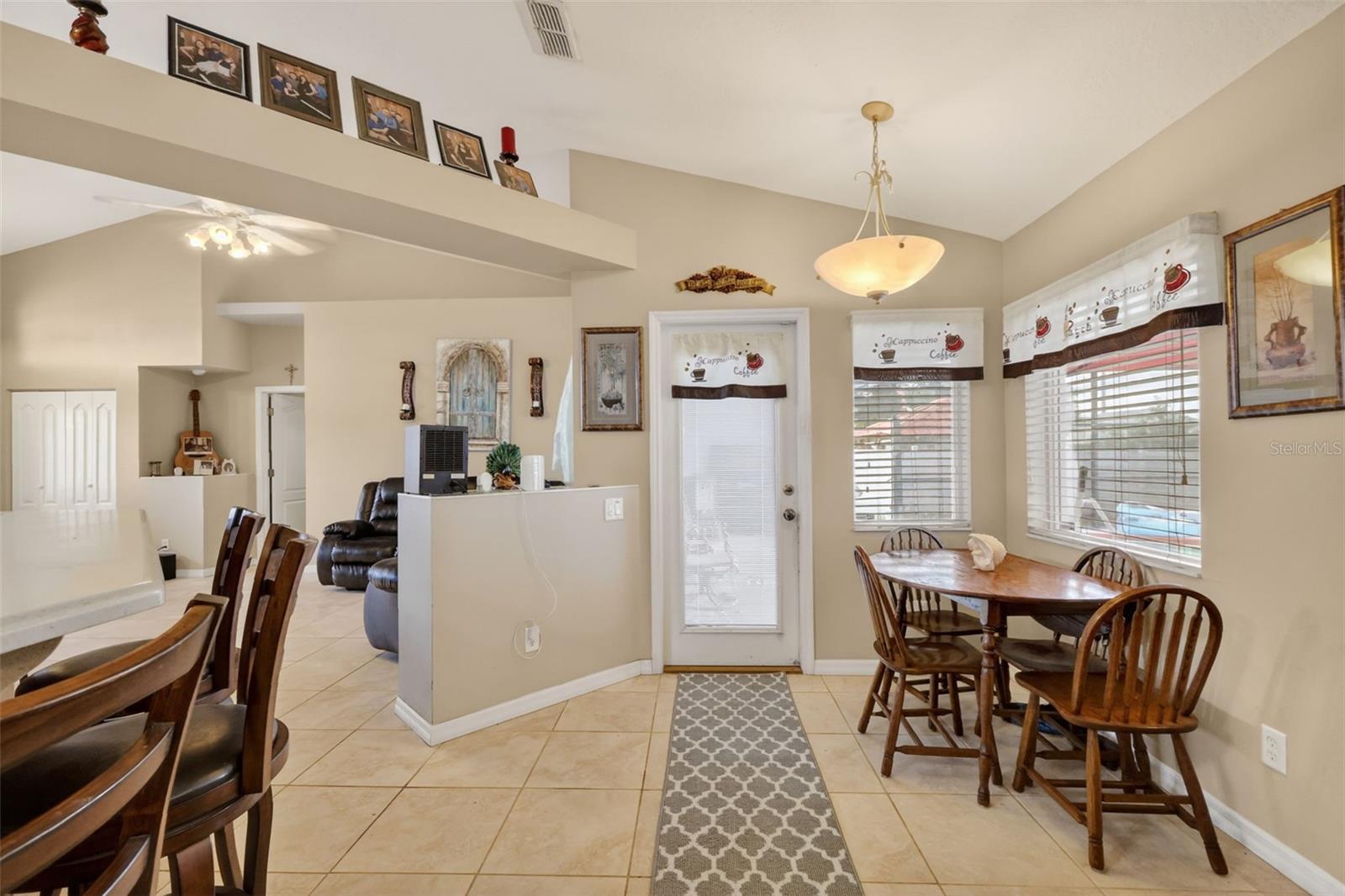 MARION OAKS UN 07 - Residential
