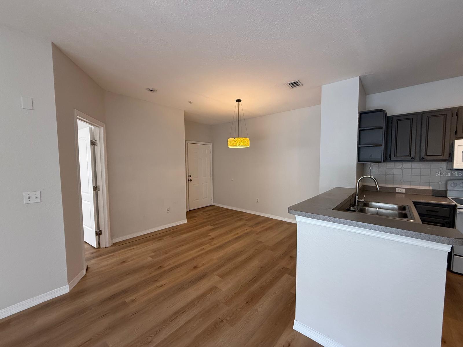 BELLA TERRA CONDO - Residential