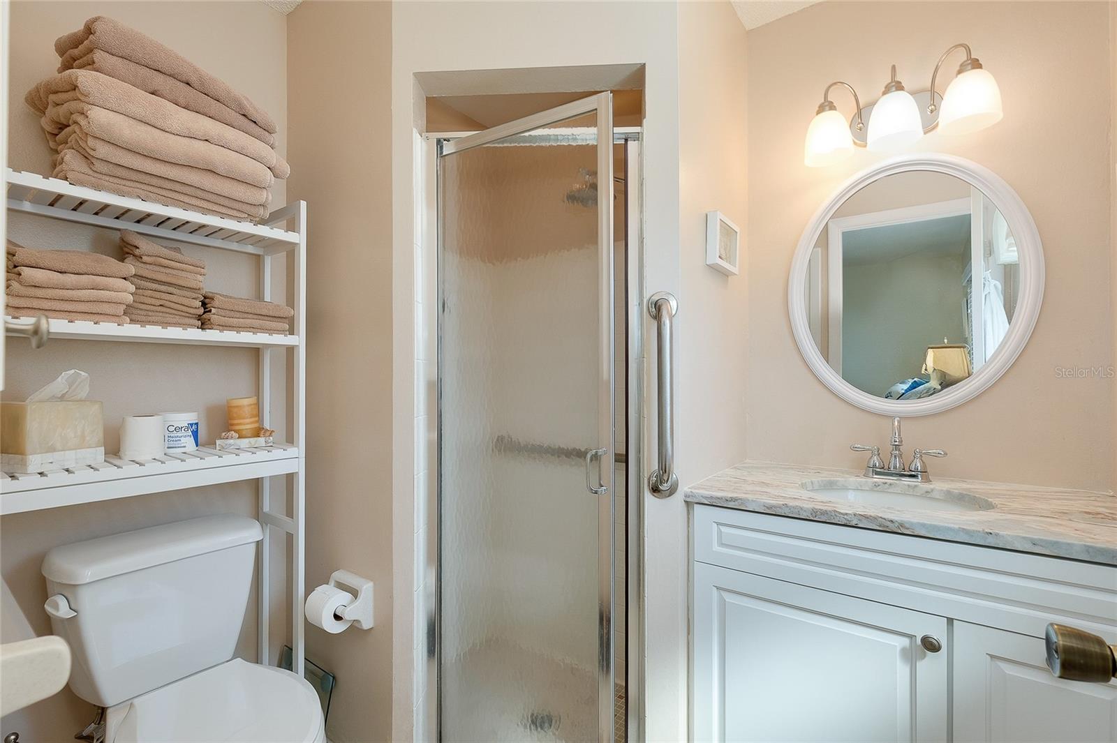 CIRCLE WOODS OF VENICE 1 - Residential