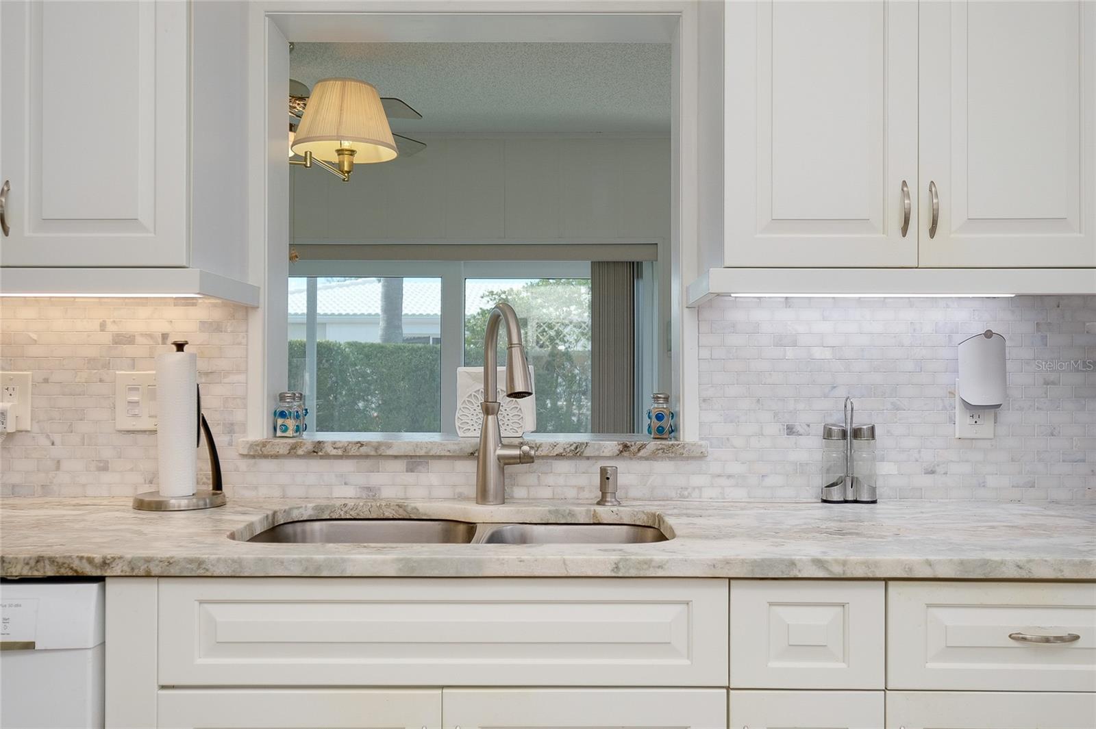 CIRCLE WOODS OF VENICE 1 - Residential