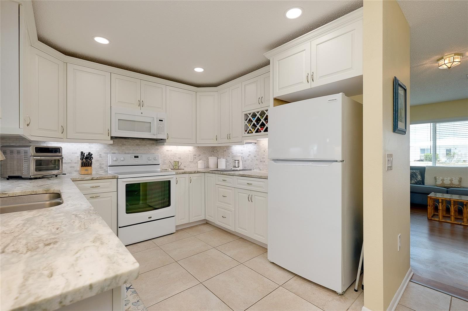 CIRCLE WOODS OF VENICE 1 - Residential