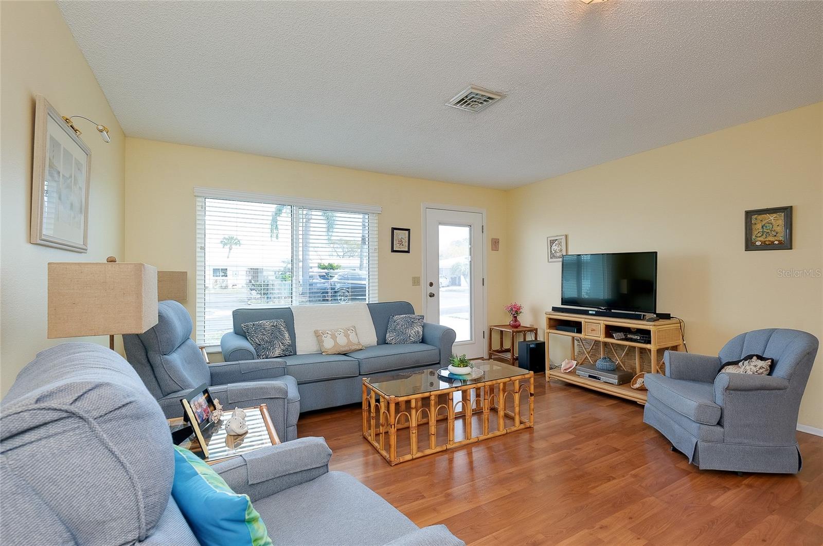 CIRCLE WOODS OF VENICE 1 - Residential