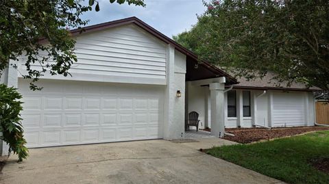 Photo of 8629 Granada Boulevard, Orlando, FL 32836 (MLS # O6339753) Photo of 8629 Granada Boulevard, Orlando, FL 32836 (MLS # O6339753)