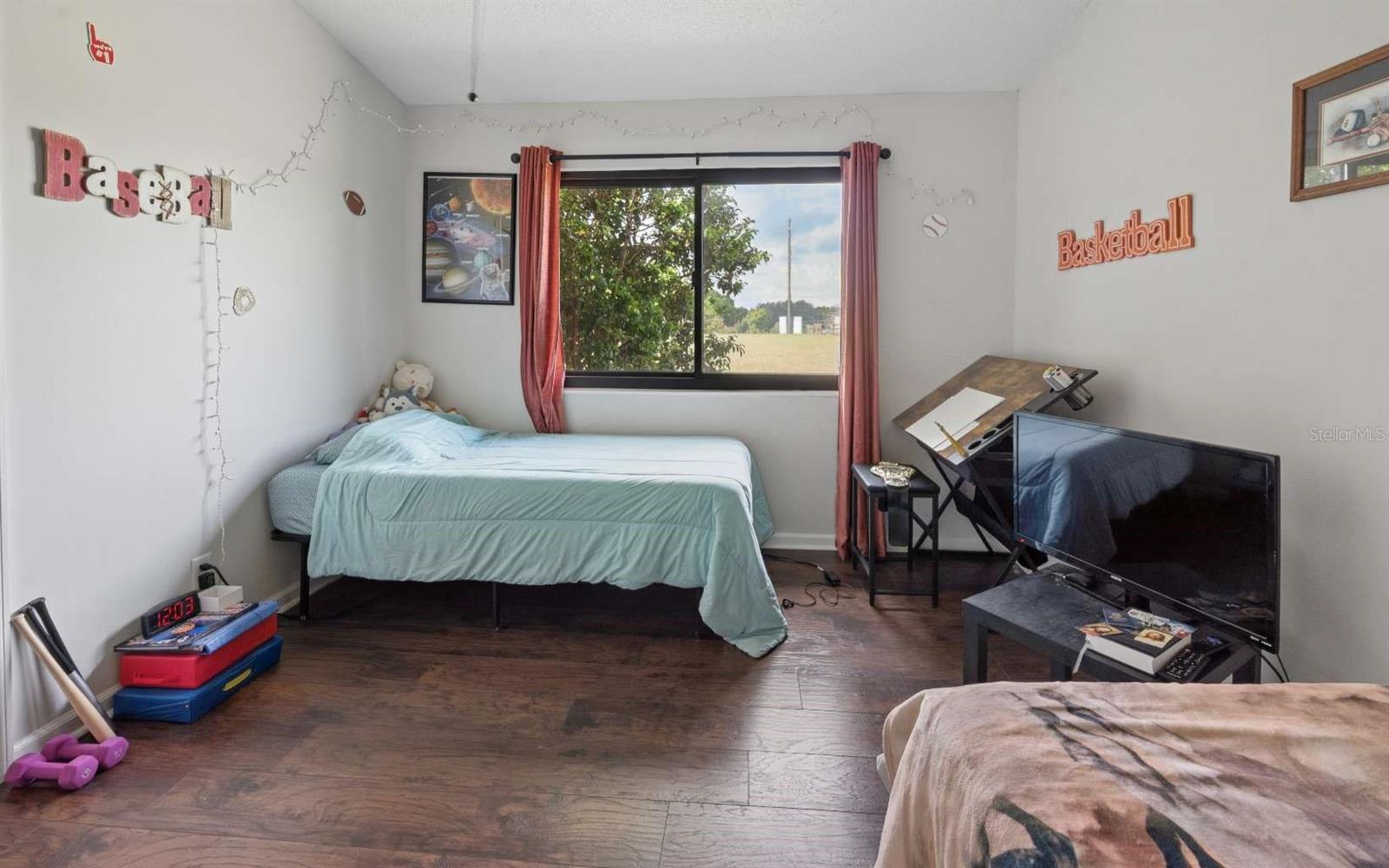 OAKWOOD ACRES - Residential