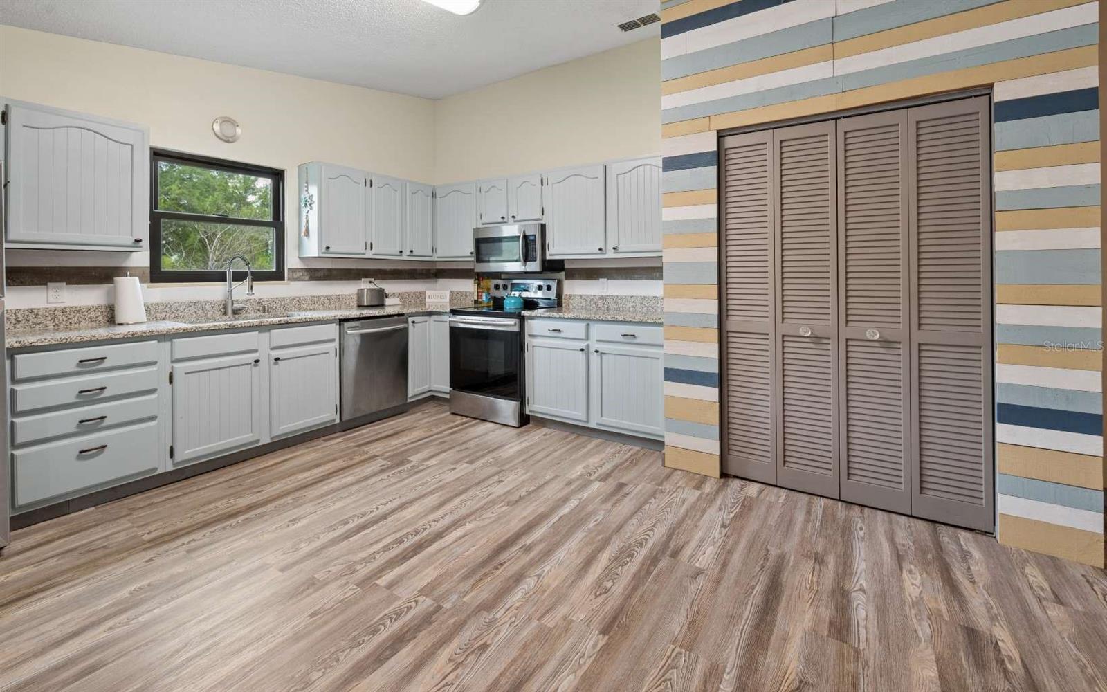 OAKWOOD ACRES - Residential