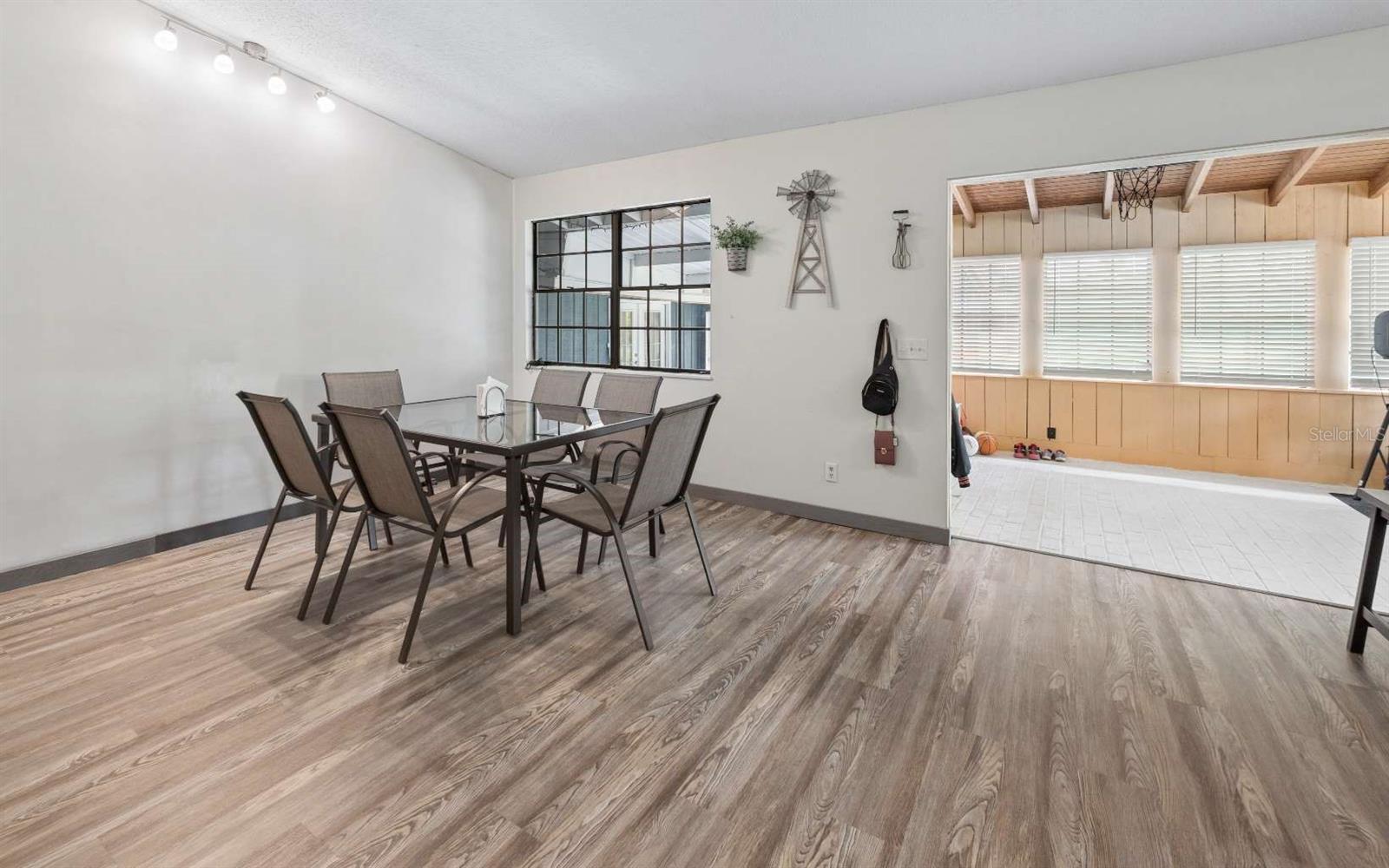 OAKWOOD ACRES - Residential